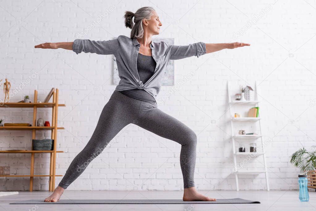 Scène de vie équilibrée avec alimentation saine, mouvement et repos