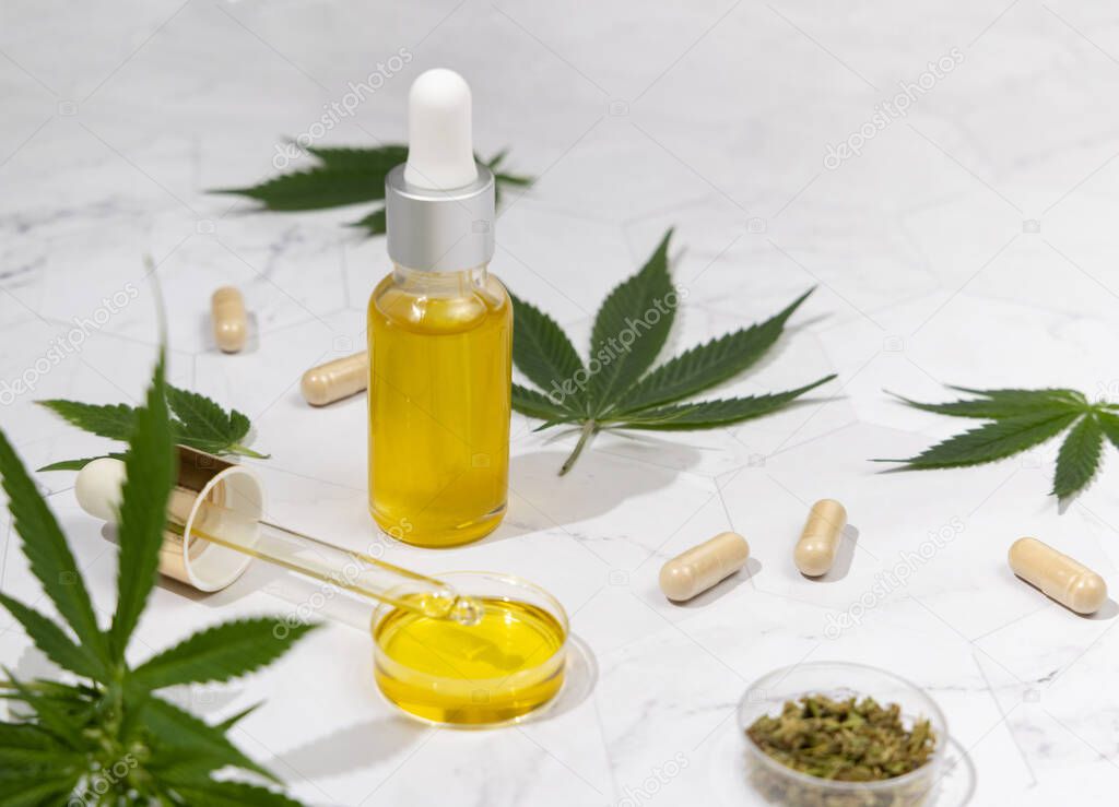 Flacon de complément pour favoriser un sommeil profond à base de plantes